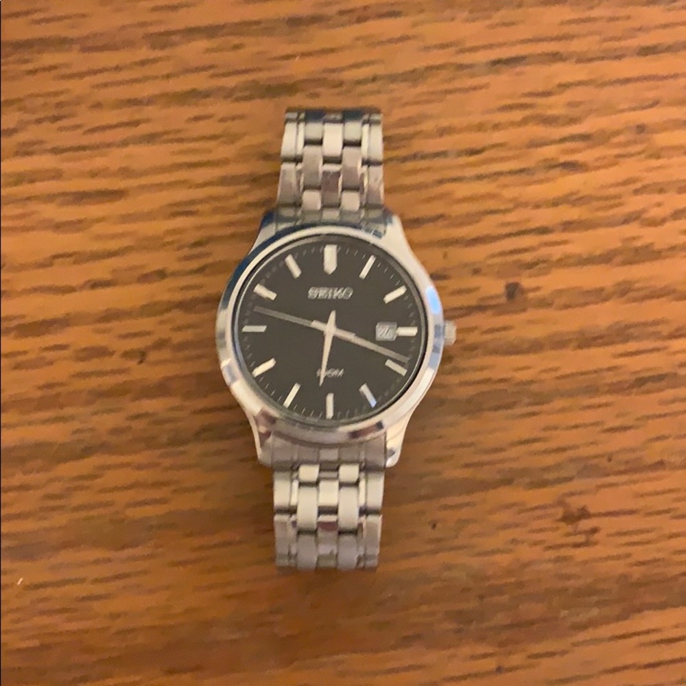Men’s Seiko Watch - Needs Battery